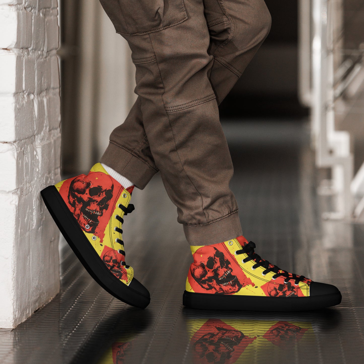 Red Skull Yellow Men’s high top canvas shoes