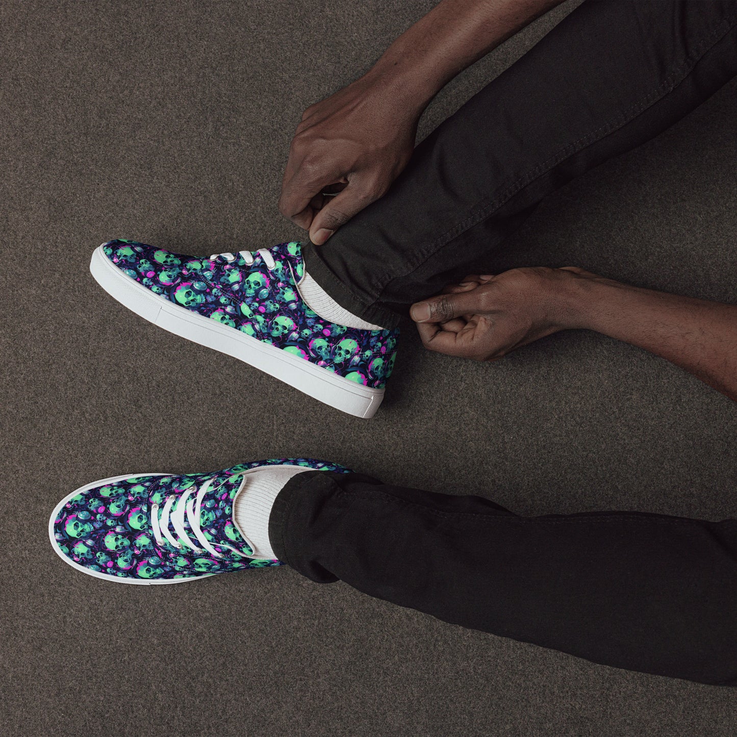 Turquoise Skulls Men’s lace-up canvas shoes
